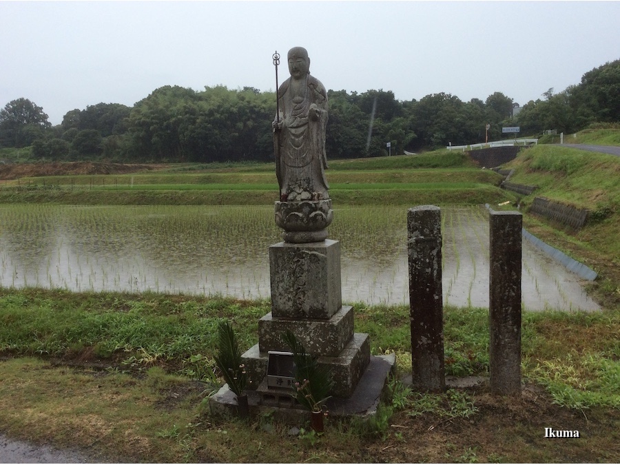 植田と地蔵